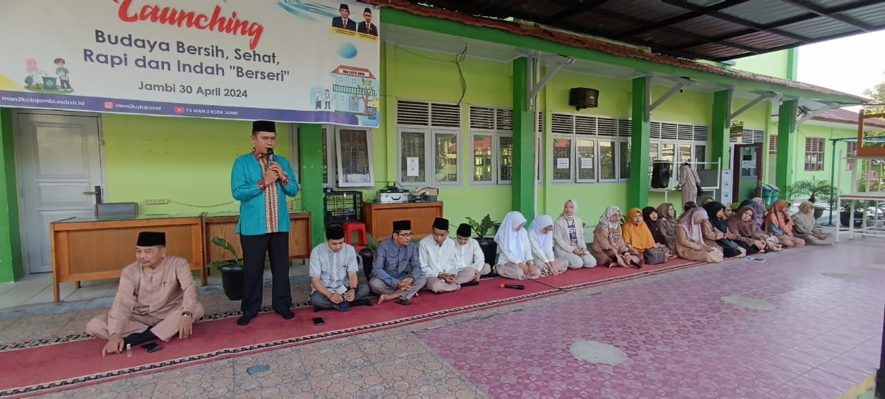 Kepala MAN 2 Kota Jambi Mengumumkan Pembina OSIM Yang Baru: Abdul Muis Kepala MAN 2 Kota Jambi Mengumumkan Pembina OSIM Yang Baru: Abdul Muis