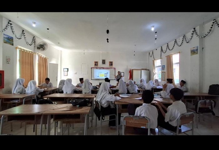 Buktikan Kompetensi, Guru MTsN 2 Bungo Jalani Uji Kinerja PPG Tahap 2 Buktikan Kompetensi, Guru MTsN 2 Bungo Jalani Uji Kinerja PPG Tahap 2