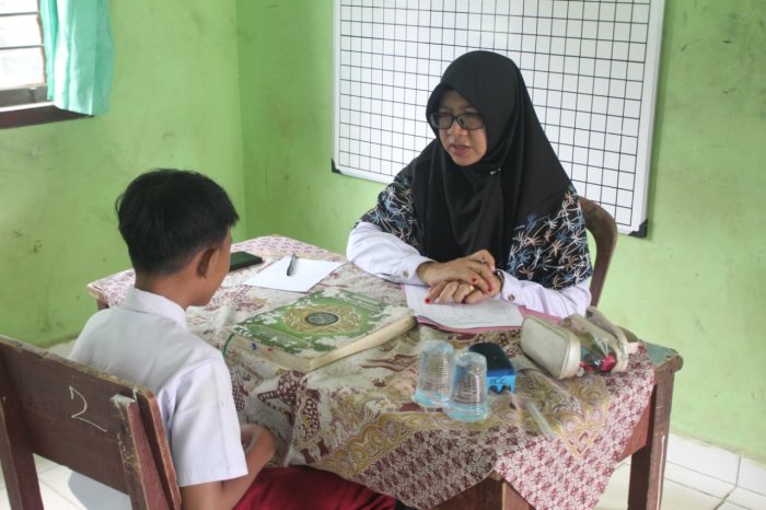 Berjalan Tertib, Ratusan Calon Siswa Ikuti Ujian Tertulis dan Wawancara PMBM MTsN 2 Bungo Hari Ini