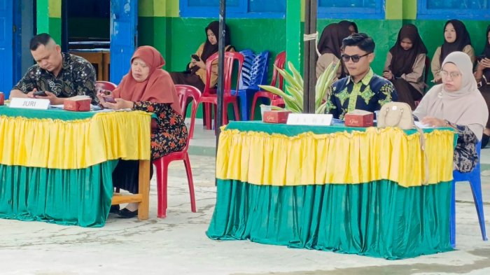 Hari Keempat Expo ke-12 dan Harlah ke-58 MAN 1 Kerinci Dimeriahkan Lomba Pidato 3 Bahasa Hari Keempat Expo ke-12 dan Harlah ke-58 MAN 1 Kerinci Dimeriahkan Lomba Pidato 3 Bahasa