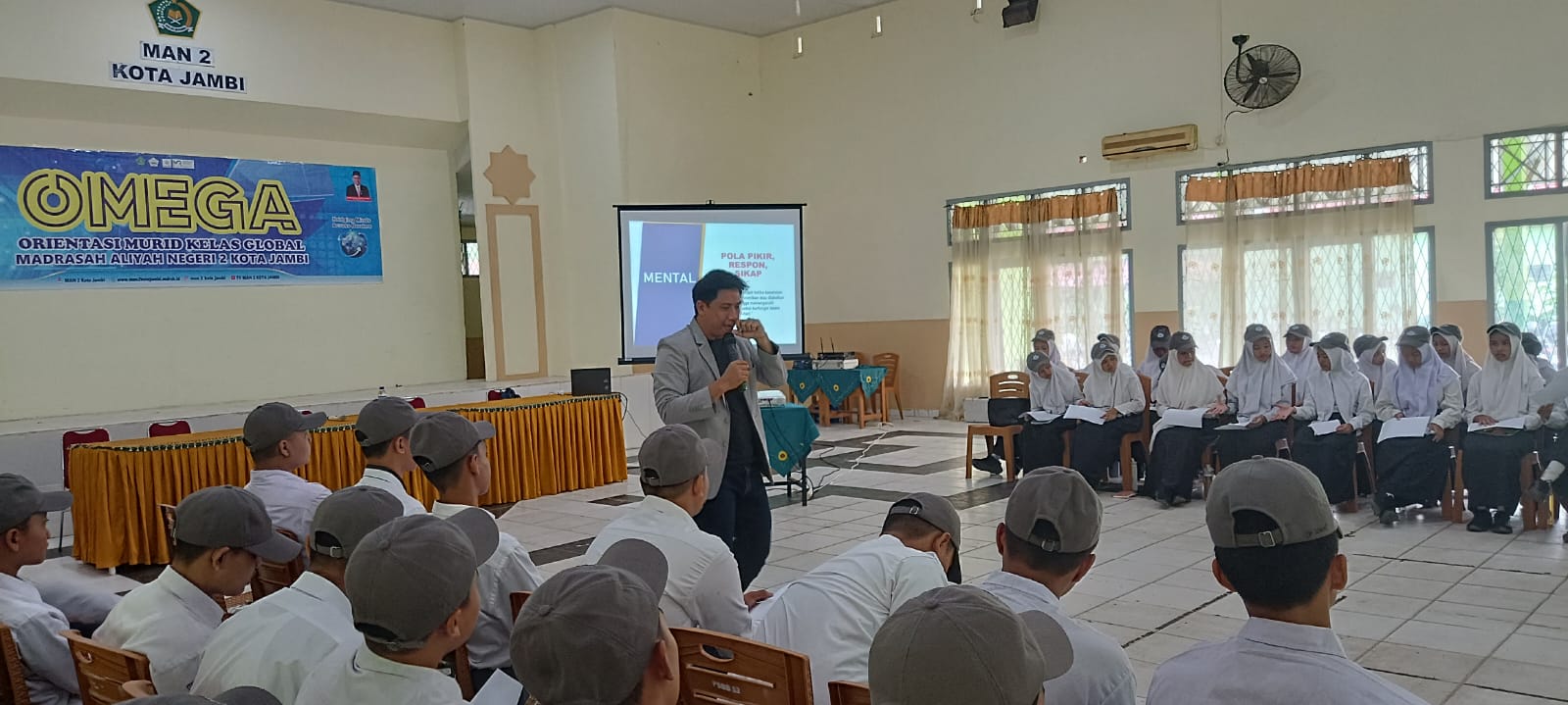 MAN 2 Kota Jambi Gelar Hari Kedua OMEGA: Menggali Potensi Kepemimpinan MAN 2 Kota Jambi Gelar Hari Kedua OMEGA: Menggali Potensi Kepemimpinan