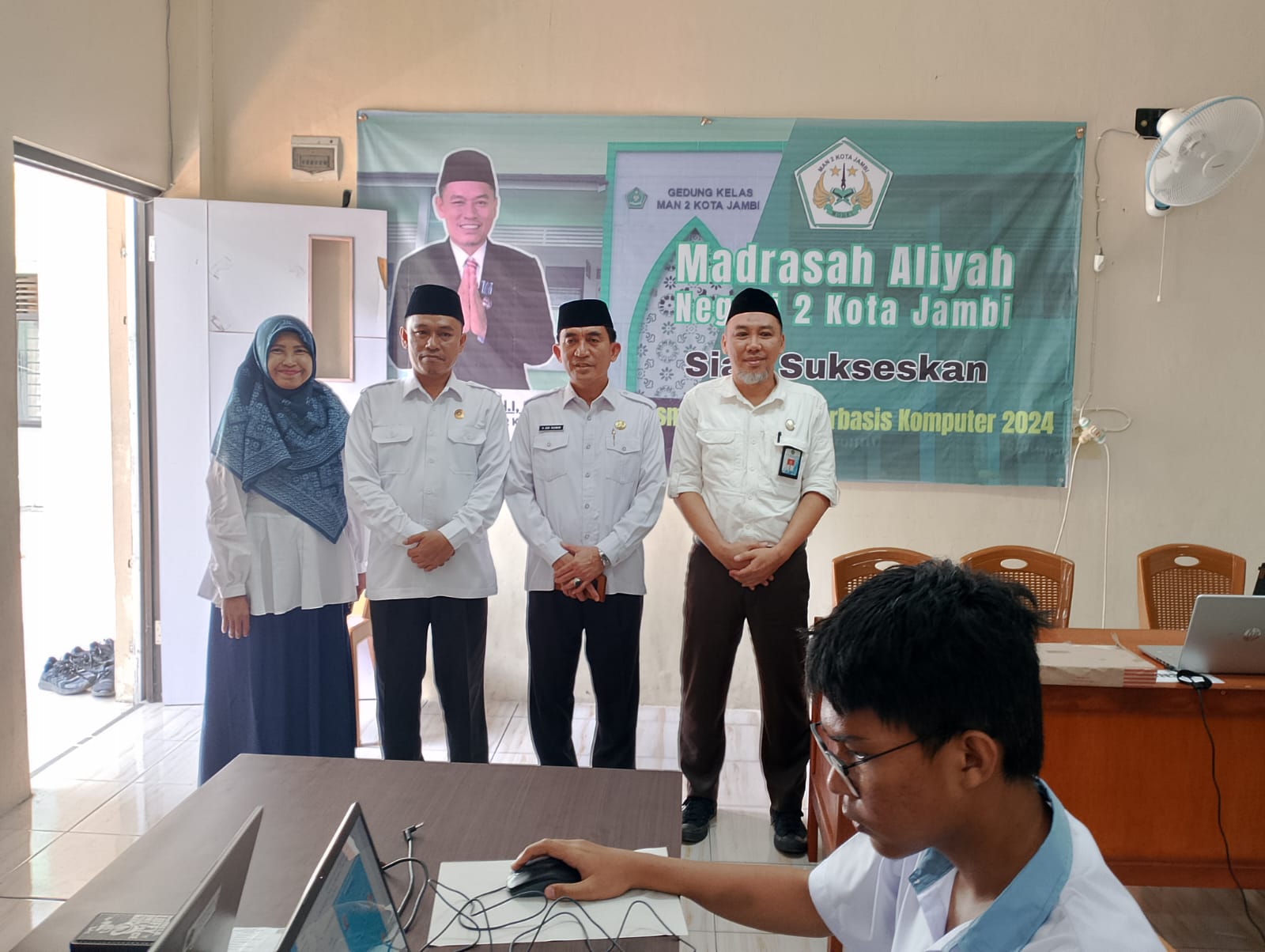 Kepala Kemenag Kota Jambi Tinjau Pelaksanaan ANBK di MAN 2 Kota Jambi