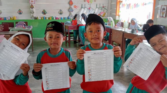 Belajar Bedakan Fakta dan Pendapat, Siswa Kelas 2B MIN 4 Tebo Tunjukkan Kemampuan Berpikir Kritis