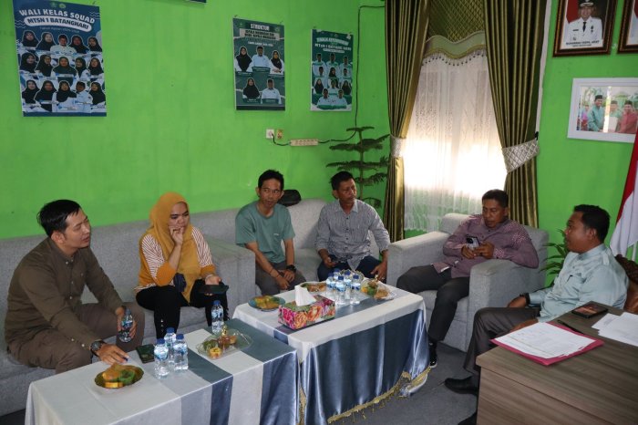 Sambut Tahun Ajaran Baru, MTsN 1 Batang Hari Matangkan Persiapan Silaturahmi Wali Murid Bersama Komite