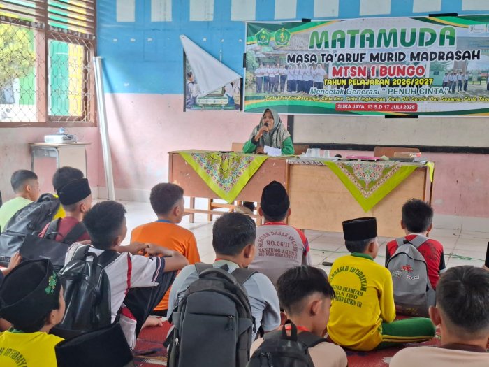 Belajar Jadi Menyenangkan! Materi Kurikulum dan Pembelajaran Bekali Murid Baru MTsN 1 Bungo Belajar Jadi Menyenangkan! Materi Kurikulum dan Pembelajaran Bekali Murid Baru MTsN 1 Bungo