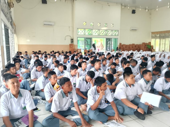 Panduan Pelaksanaan Kegiatan P5RA Hari Ketiga: Monitoring dan Pemilahan Sampah di Lingkungan Madrasah Panduan Pelaksanaan Kegiatan P5RA Hari Ketiga: Monitoring dan Pemilahan Sampah di Lingkungan Madrasah