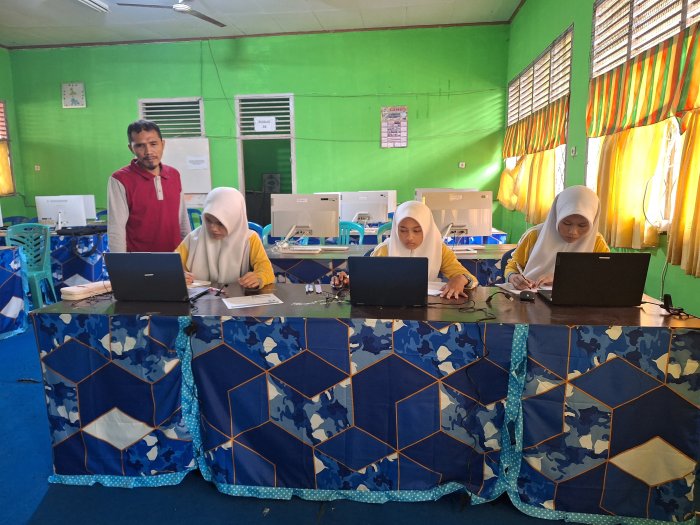 Peserta OMI MTsN 1 Tebo Gelar Simulasi OMI 2026 Peserta OMI MTsN 1 Tebo Gelar Simulasi OMI 2026