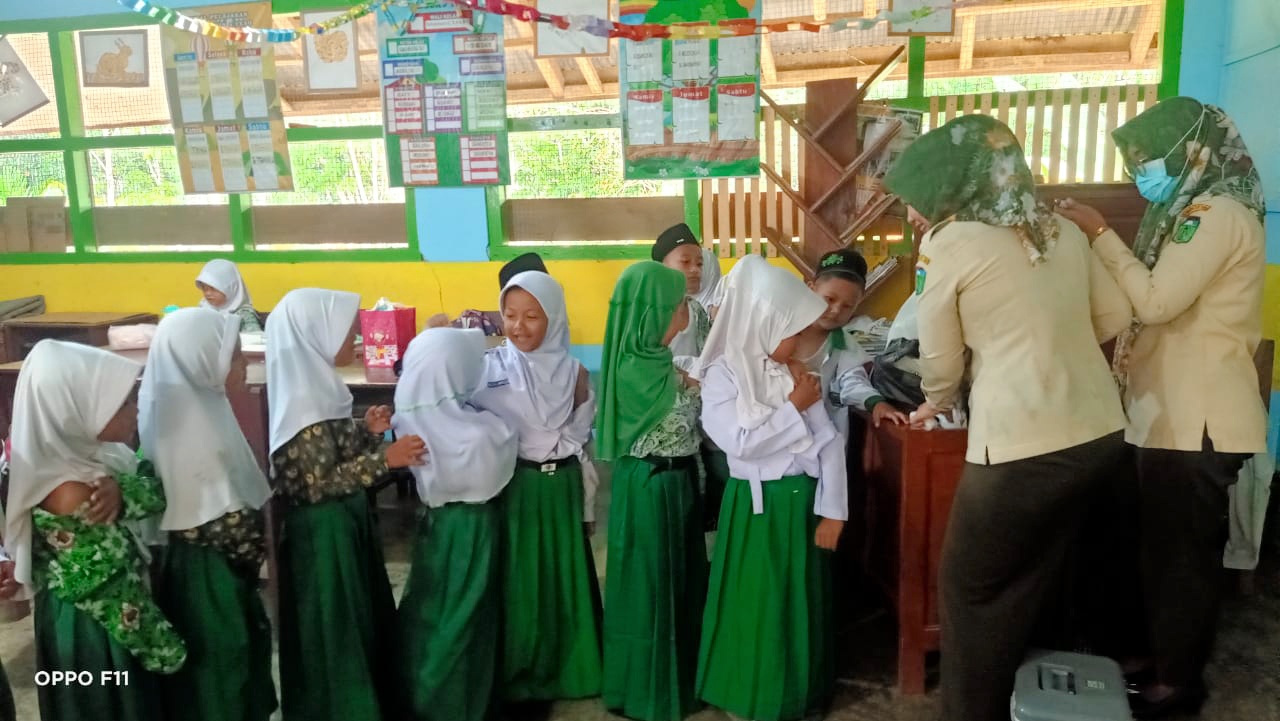 MIN 4 Tebo Laksanakan Program BIAS Bersama Puskesmas Rimbo Bujang