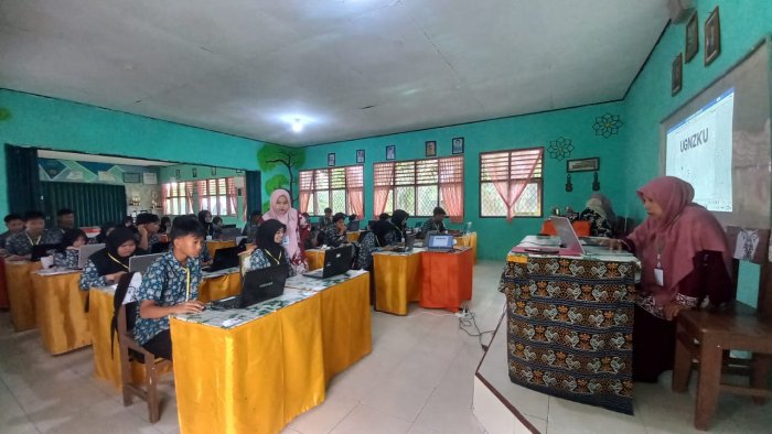 Sesi Pertama Tes Kemampuan Akademik (TKA) 2025 di MAN 2 Bungo Berjalan Lancar dan Penuh Antusiasme Sesi Pertama Tes Kemampuan Akademik (TKA) 2025 di MAN 2 Bungo Berjalan Lancar dan Penuh Antusiasme