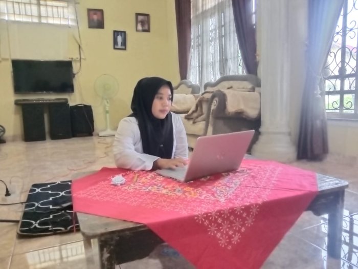 MTsN 1 Bungo Apresiasi Anita, S.Pd atas Kelulusan PPG Batch IV MTsN 1 Bungo Apresiasi Anita, S.Pd atas Kelulusan PPG Batch IV