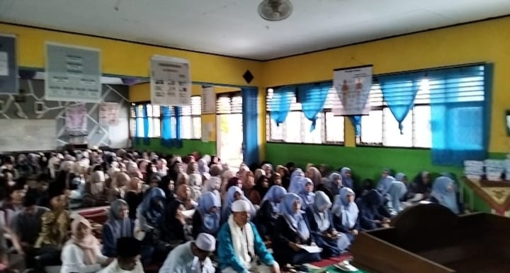 MAN 2 TEBO MEMPERINGATI ISRAâ€™ MIâ€™RAJ  TAHUN 1446. H / 2025. M