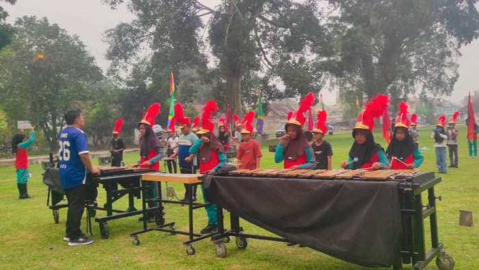 Uji Arena Sukses, Tim Marching Band MIN 4 Tebo Siap Tampil Maksimal di Festival HUT Tebo Uji Arena Sukses, Tim Marching Band MIN 4 Tebo Siap Tampil Maksimal di Festival HUT Tebo