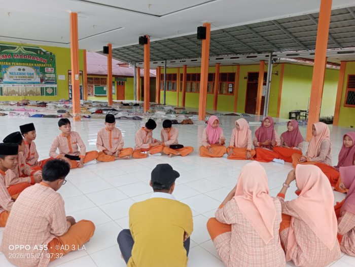 MTsN 1 Tebo Matangkan Persiapan Class Meeting Lewat Rapat Panitia MTsN 1 Tebo Matangkan Persiapan Class Meeting Lewat Rapat Panitia