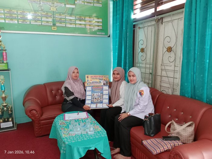 MTsN 1 Bungo Terima Kunjungan SMA Praja Taruna Nusantara Sumatra Barat, Sekaligus Penyerahan Kalender 2026