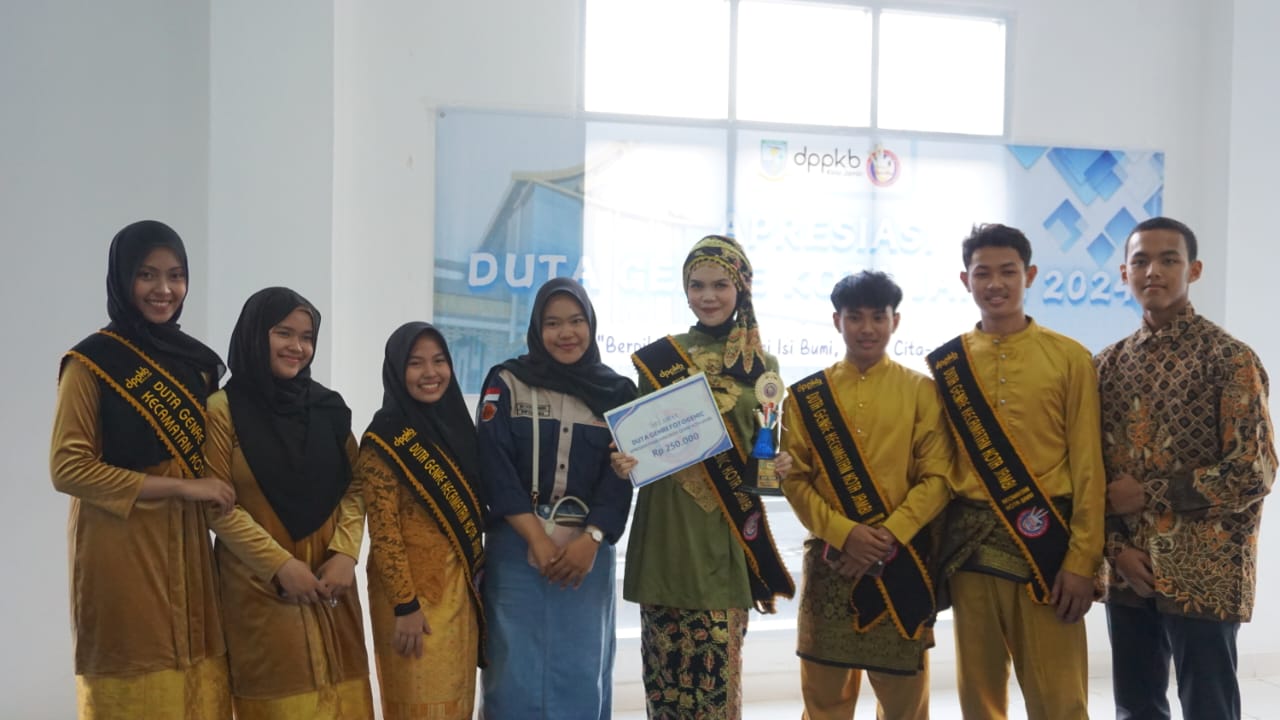 Triani dari MAN 2 Kota Jambi Raih Gelar Duta GenRe Fotogenik 2024 Triani dari MAN 2 Kota Jambi Raih Gelar Duta GenRe Fotogenik 2024