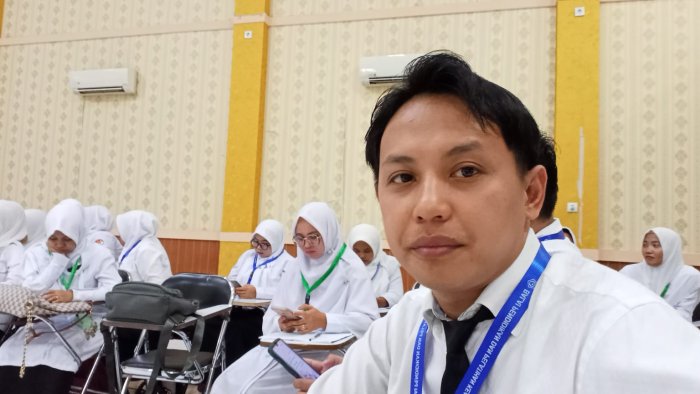 Feri Andespa: Guru Muda MAN 2 Kota Jambi yang Mengubah Cara Belajar Ekonomi di Era Digital Feri Andespa: Guru Muda MAN 2 Kota Jambi yang Mengubah Cara Belajar Ekonomi di Era Digital