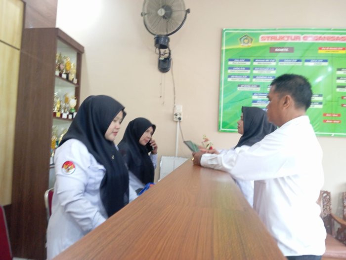 PTSP MAN 2 Bungo Tingkatkan Pelayanan Prima dan Kemudahan Administrasi bagi Masyarakat PTSP MAN 2 Bungo Tingkatkan Pelayanan Prima dan Kemudahan Administrasi bagi Masyarakat