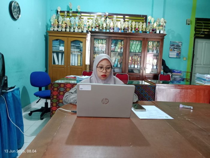 Menuju Administrasi Modern, MTsN 1 Bungo Maksimalkan Manajemen Penerbitan Ijazah Menuju Administrasi Modern, MTsN 1 Bungo Maksimalkan Manajemen Penerbitan Ijazah