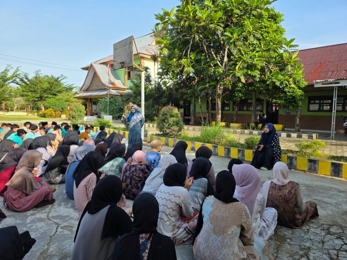 Hari ke-6 Ramadan 1447 H, Tadarus dan Kajian Islami MTsN 1 Bungo Teguhkan Tahsin Bacaan Al-Quran Hari ke-6 Ramadan 1447 H, Tadarus dan Kajian Islami MTsN 1 Bungo Teguhkan Tahsin Bacaan Al-Quran