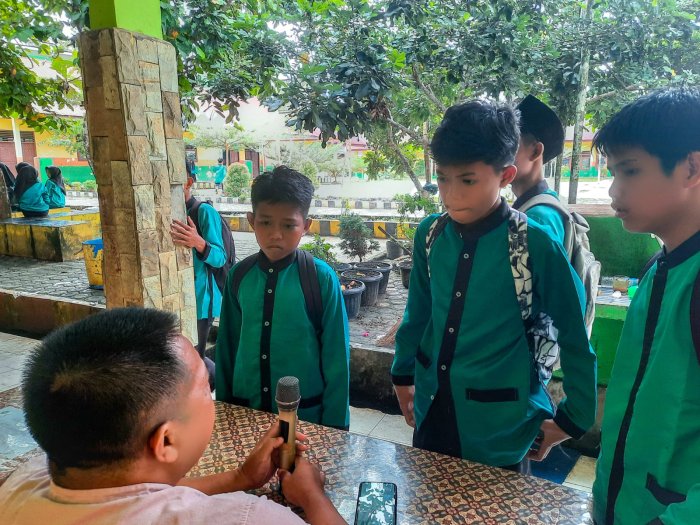 Sambut HAB Ke-80 Kemenag, Pembina OSIM MTsN 1 Bungo Berikan Arahan Teknis Pelaksanaan Berbagai Lomba