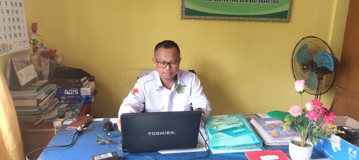 MTsN 2 Bungo Ikuti Rakor Nasional Adiwiyata Madrasah MTsN 2 Bungo Ikuti Rakor Nasional Adiwiyata Madrasah