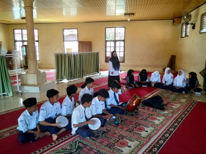 Tim Hadroh MTsN 2 Bungo Gelar Latihan Rutin Usai KBM