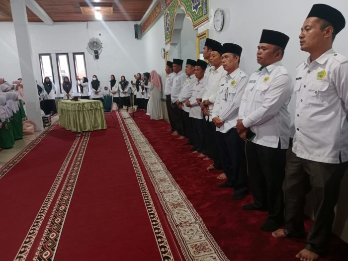 MIN 3 Kerinci Gelar Peringatan Maulid Nabi Muhammad SAW 1448 H dengan Khidmat MIN 3 Kerinci Gelar Peringatan Maulid Nabi Muhammad SAW 1448 H dengan Khidmat