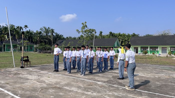 30 Siswa-Siswi MAN 1 Tanjung Jabung Timur Ikuti Seleksi Paskibraka Tingkat Kecamatan untuk HUT RI Ke-81 30 Siswa-Siswi MAN 1 Tanjung Jabung Timur Ikuti Seleksi Paskibraka Tingkat Kecamatan untuk HUT RI Ke-81