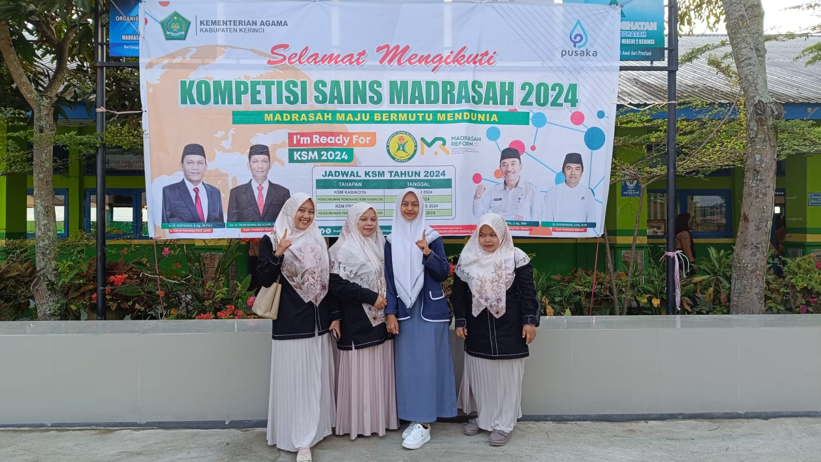 Setelah Sukses ke Tingkat Nasional, MAN 1 Kerinci Berkomitmen Mengukir Prestasi Lebih Banyak di Ajang KSM. Setelah Sukses ke Tingkat Nasional, MAN 1 Kerinci Berkomitmen Mengukir Prestasi Lebih Banyak di Ajang KSM.