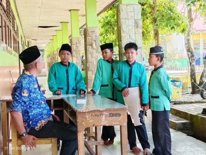 Firdaus Roni, S.Pd.I., Ajak Peserta Didik MTsN 1 Bungo Selesaikan Masalah Melalui Dialog dan Hati Nurani Firdaus Roni, S.Pd.I., Ajak Peserta Didik MTsN 1 Bungo Selesaikan Masalah Melalui Dialog dan Hati Nurani
