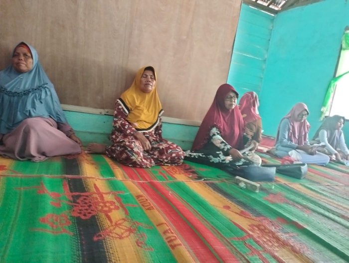 Ibu Nurjanah, S.Pd.I, Aktif dalam Kegiatan Wirid Yasin di Lingkungan MIN 3 Tebo Ibu Nurjanah, S.Pd.I, Aktif dalam Kegiatan Wirid Yasin di Lingkungan MIN 3 Tebo