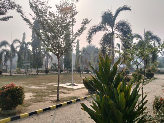 Pasca Pembelajaran Daring, MIN 3 Tebo Mulai Belajar Tatap Muka di Tengah Kabut Asap Karhutla Pasca Pembelajaran Daring, MIN 3 Tebo Mulai Belajar Tatap Muka di Tengah Kabut Asap Karhutla