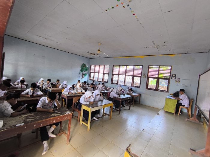 Evaluasi Akhir Semester Dimulai, Siswa Hadapi Hari Pertama ASAS Evaluasi Akhir Semester Dimulai, Siswa Hadapi Hari Pertama ASAS