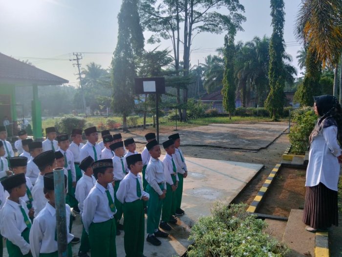 Rutin Selasa Pagi: Mengukir Hafalan sebagai Bekal Ibadah