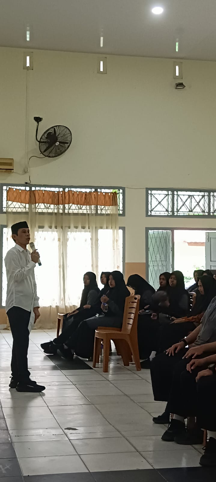 Amiruddin Berikan Rahasia Sukses kepada Murid Kelas GLOBAL! Amiruddin Berikan Rahasia Sukses kepada Murid Kelas GLOBAL!