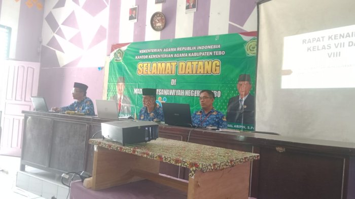 MTsN 5 Tebo Bahas Distribusi Jam Mengajar Guru
