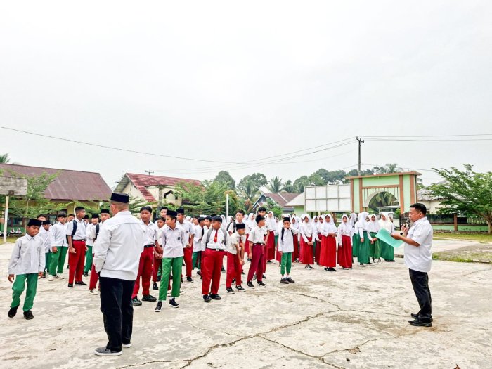 Antusiasme Tinggi! 114 Calon Murid Baru MTsN 1 Bungo Ikuti Tes Kompetensi Akademik Antusiasme Tinggi! 114 Calon Murid Baru MTsN 1 Bungo Ikuti Tes Kompetensi Akademik