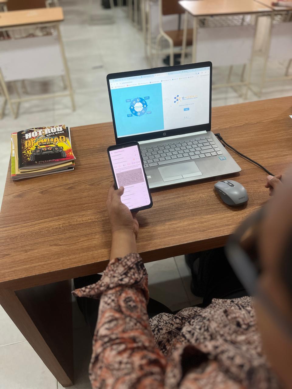 MAN 2 Kota Jambi Adopsi Aplikasi Piesa, Pantau Kehadiran Siswa Lebih Mudah MAN 2 Kota Jambi Adopsi Aplikasi Piesa, Pantau Kehadiran Siswa Lebih Mudah