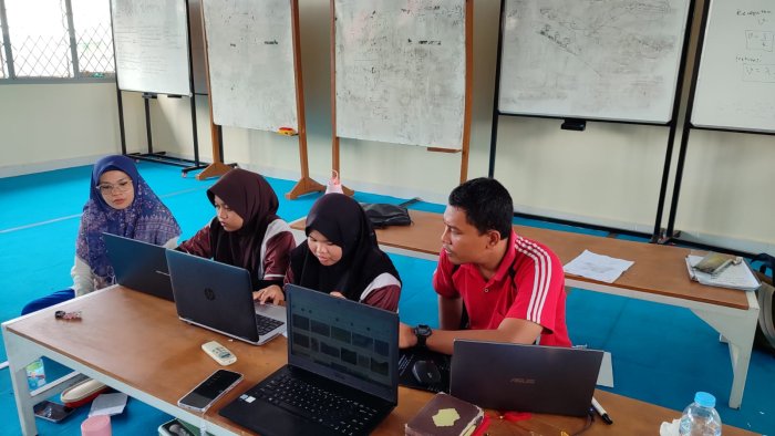 Tiga Tim KTI MAN 2 Kota Jambi Berangkat ke Jakarta, Membawa Semangat Juang ke Final KREASI 2025