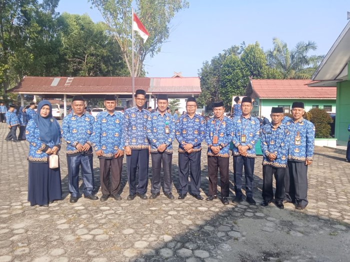 Kepala MTsN 5 Tebo Hadiri Apel Kedisiplinan di Kemenag