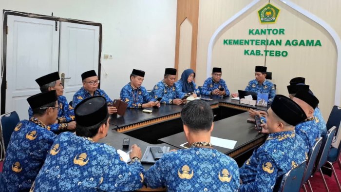 Rapat FKKM Kabupaten Tebo Bahas Sosialisasi MAGIS dan Pelaksanaan AKSIOMA Provinsi, MIN 4 Tebo Segera Tindak Lanjuti Rapat FKKM Kabupaten Tebo Bahas Sosialisasi MAGIS dan Pelaksanaan AKSIOMA Provinsi, MIN 4 Tebo Segera Tindak Lanjuti