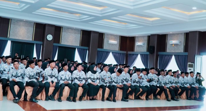 Kepala MAN 2 Tebo Resmi Dilantik Sebagai Pengurus PGRI