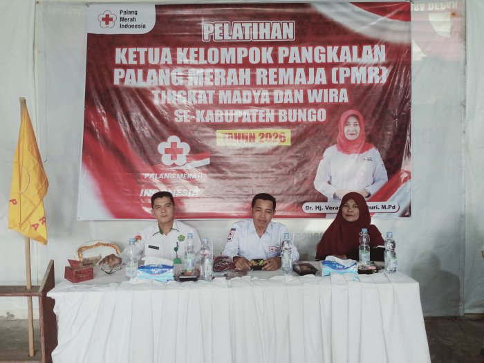 Perkuat Jiwa Kemanusiaan, Utusan MTsN 2 Bungo Ikuti Pelatihan Ketua Kelompok PMR se-Kabupaten