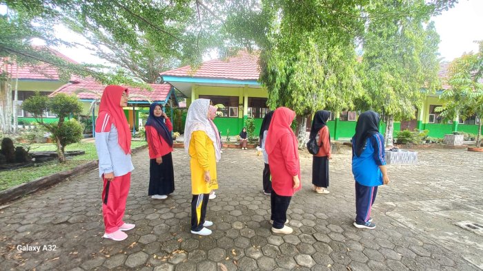 Guru MAN 2 Bungo Tunjukkan Semangat Berlatih LKBB Jelang HAB ke-80 Kemenag Guru MAN 2 Bungo Tunjukkan Semangat Berlatih LKBB Jelang HAB ke-80 Kemenag