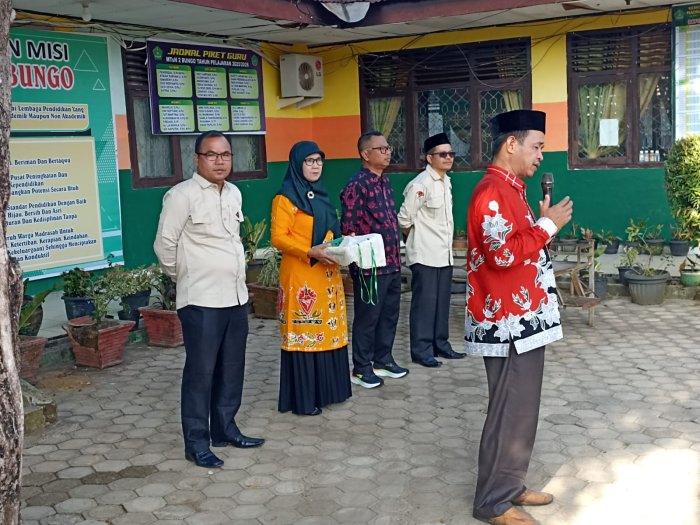 ANBK 2025 Resmi Dibuka di MTsN 2 Bungo ANBK 2025 Resmi Dibuka di MTsN 2 Bungo