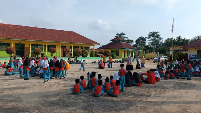 Kolaborasi dengan Rimbo Kompos, MIN 4 Tebo Tanamkan Nilai Cinta Lingkungan Kepada Seluruh Murid Sejak Dini Kolaborasi dengan Rimbo Kompos, MIN 4 Tebo Tanamkan Nilai Cinta Lingkungan Kepada Seluruh Murid Sejak Dini