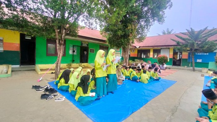 Sikap Saling Menghormati Kultum Jumat Religi di MTsN 2 Bungo Sikap Saling Menghormati Kultum Jumat Religi di MTsN 2 Bungo