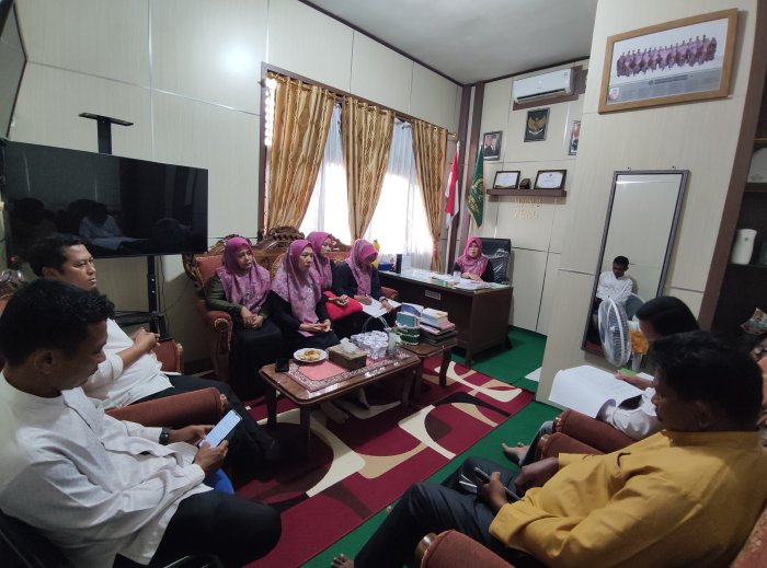 MAN 2 Tebo Evaluasi Kinerja Pegawai untuk Tingkatkan Mutu MAN 2 Tebo Evaluasi Kinerja Pegawai untuk Tingkatkan Mutu