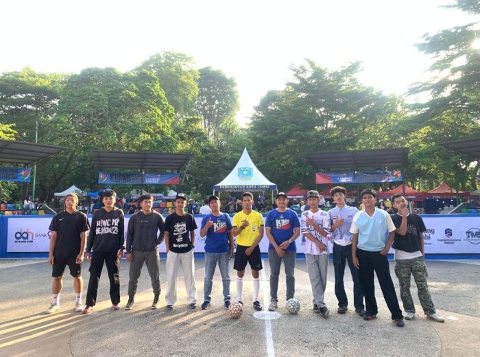 Pembina Olahraga Apresiasi Perjuangan Tim MAN 2 Kota Jambi di Street Soccer KORMI Pembina Olahraga Apresiasi Perjuangan Tim MAN 2 Kota Jambi di Street Soccer KORMI