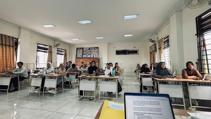 MAN 2 Kota Jambi Gelar Try Out TKA Minggu Ketiga: Fokus pada Strategi Menjawab Soal MAN 2 Kota Jambi Gelar Try Out TKA Minggu Ketiga: Fokus pada Strategi Menjawab Soal
